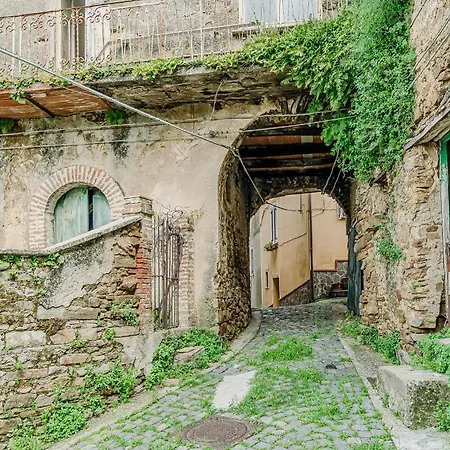 Apartment Mary's Laureana Cilento